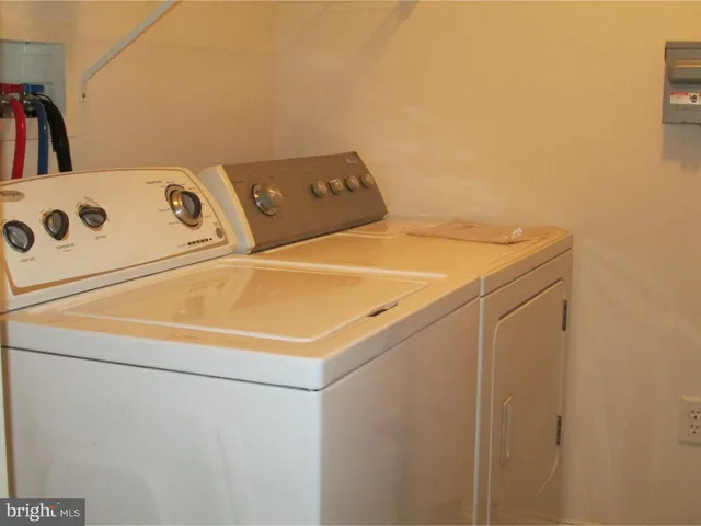 $2,000 | 212 Silk Drive, West Reading, PA 19611