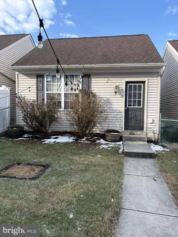 $2,000 | 212 Silk Drive, West Reading, PA 19611