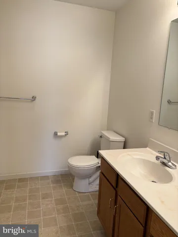 $2,000 | 212 Silk Drive, West Reading, PA 19611