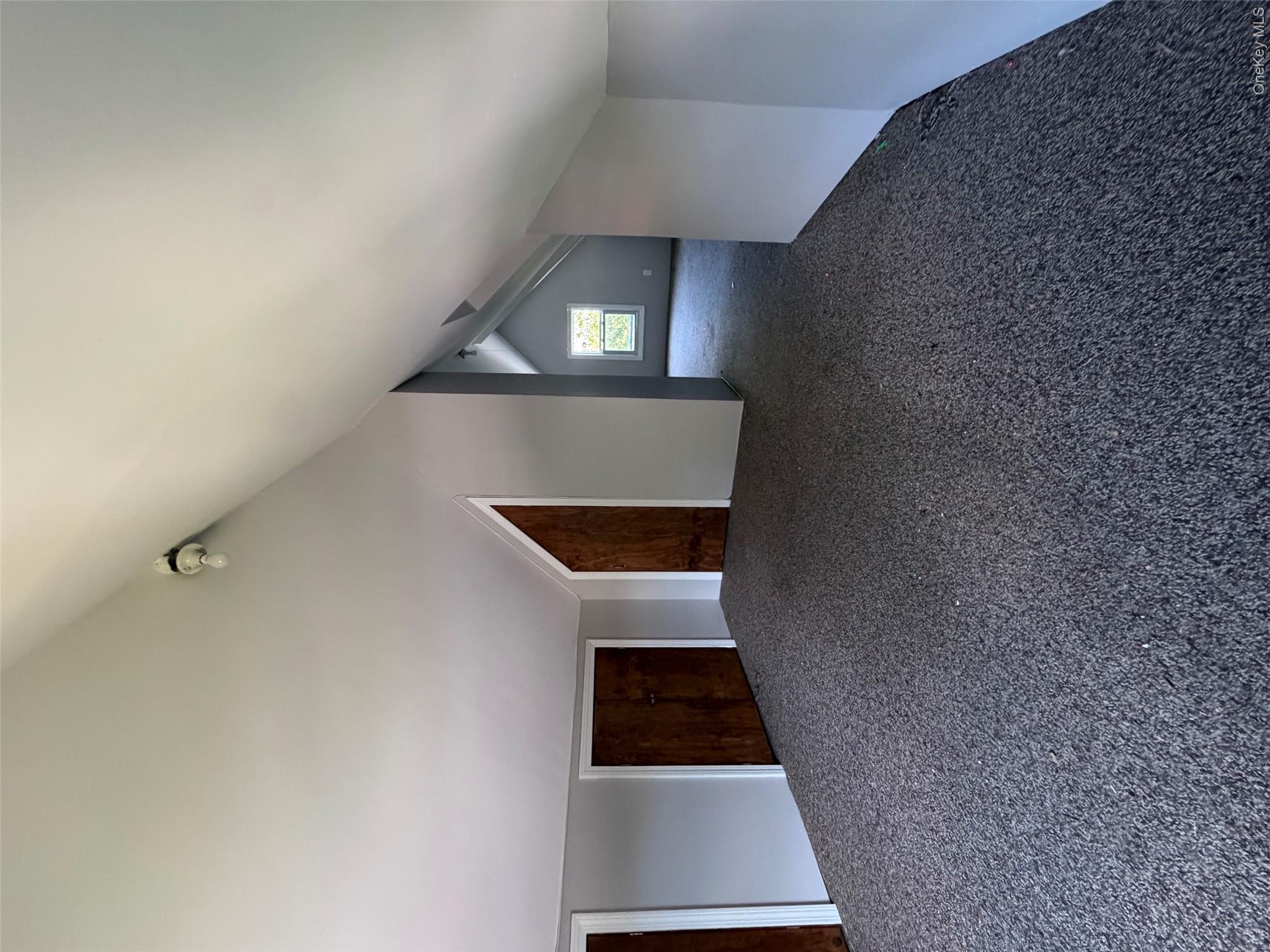 8 Old Knollwood Road White Plains, NY 10607 - Photo 14 of 17