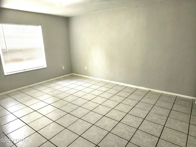 $1,425 | 904 Emma Street, Daytona Beach, FL 32114