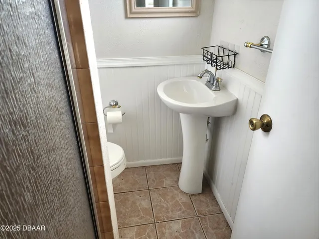 $1,425 | 904 Emma Street, Daytona Beach, FL 32114