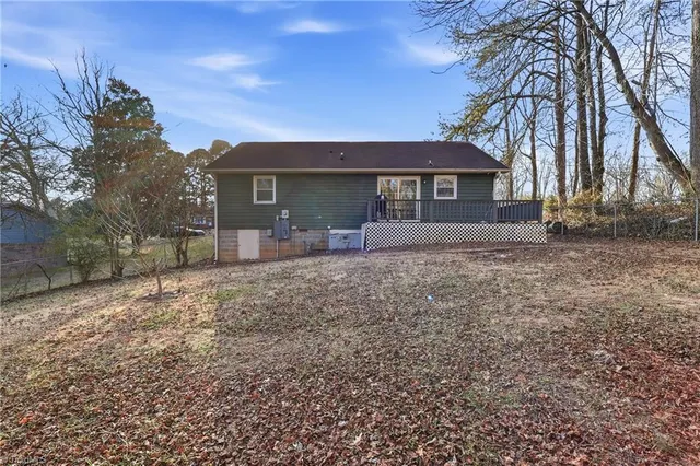 $245,000 | 1811 Yarborough Drive, Greensboro, NC 27405