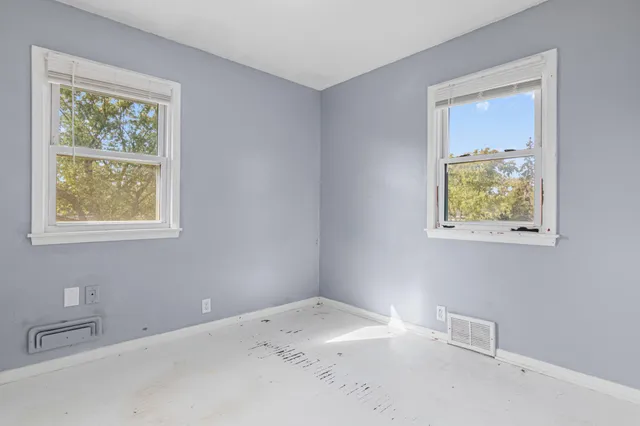 $329,000 | 6019 Zenith Avenue North, Brooklyn Center, MN 55429