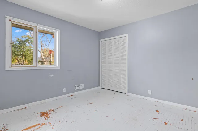 $329,000 | 6019 Zenith Avenue North, Brooklyn Center, MN 55429