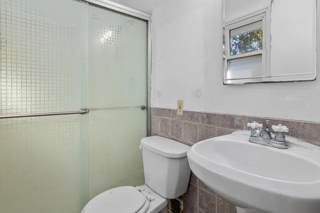 $329,000 | 6019 Zenith Avenue North, Brooklyn Center, MN 55429