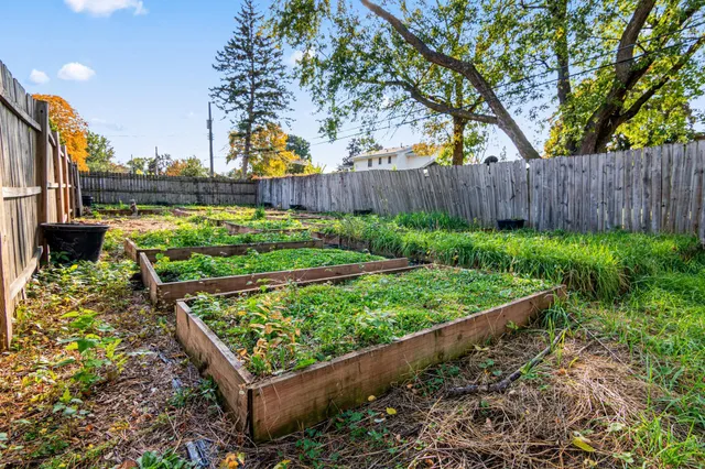 $329,000 | 6019 Zenith Avenue North, Brooklyn Center, MN 55429