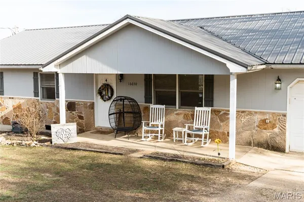 $220,000 | 16650 Walnut Drive, Plato, MO 65552