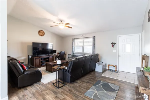 $220,000 | 16650 Walnut Drive, Plato, MO 65552