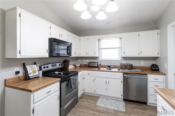 $220,000 | 16650 Walnut Drive, Plato, MO 65552