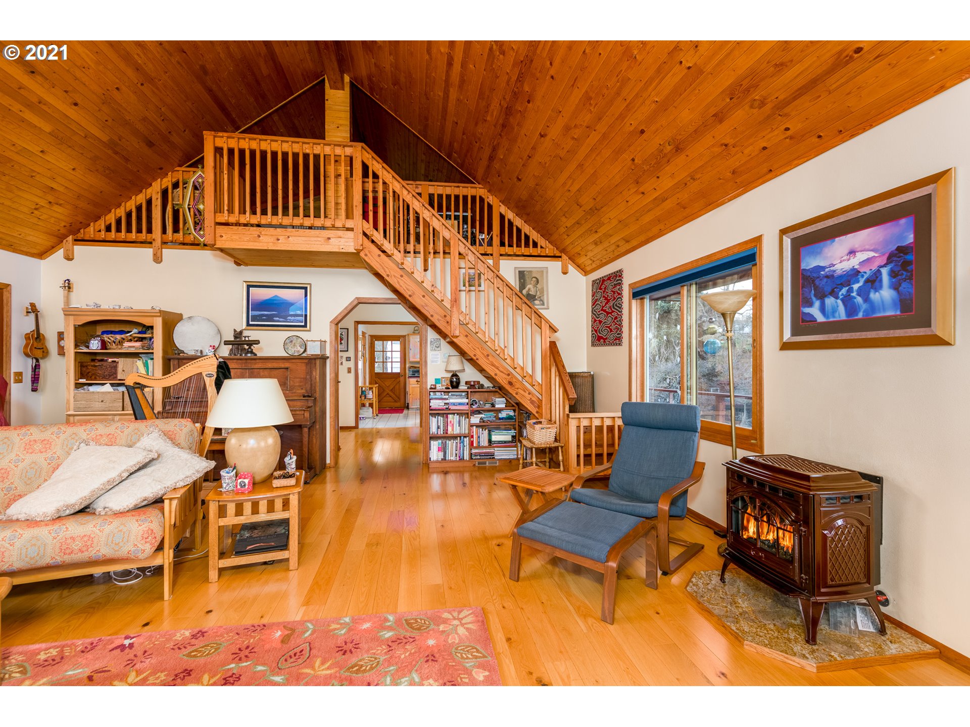 3301 Kollas Road Hood River, OR 97031 - Photo 14 of 31 Gallery Image 14