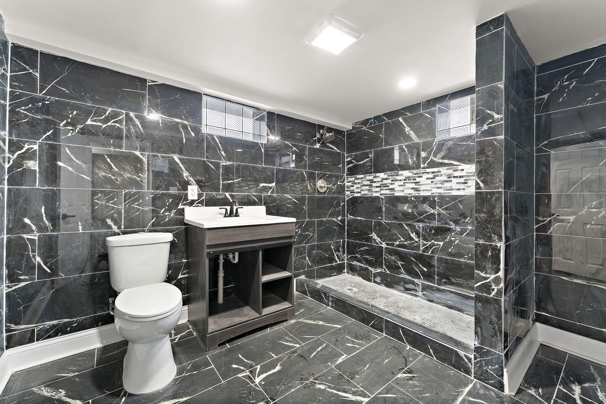 700 Ralston Street Gary, IN 46406 - Photo 17 of 27 2048x1365