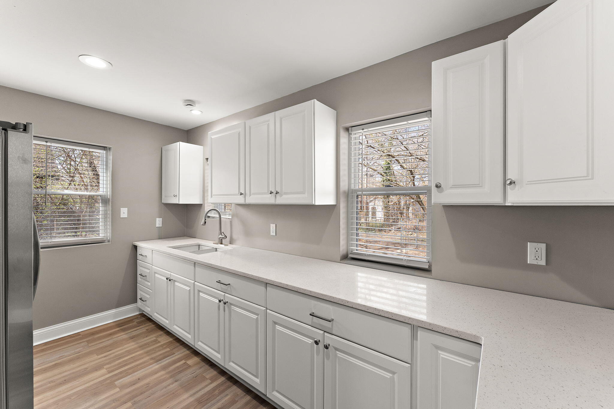 700 Ralston Street Gary, IN 46406 - Photo 8 of 27 2048x1365