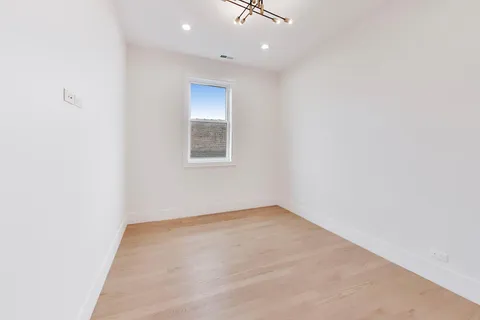 $625,000 | 1244 North Kedzie Avenue, Unit 4, Chicago, IL 60651