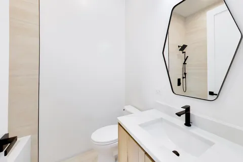 $625,000 | 1244 North Kedzie Avenue, Unit 4, Chicago, IL 60651