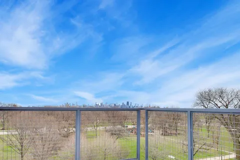 $625,000 | 1244 North Kedzie Avenue, Unit 4, Chicago, IL 60651