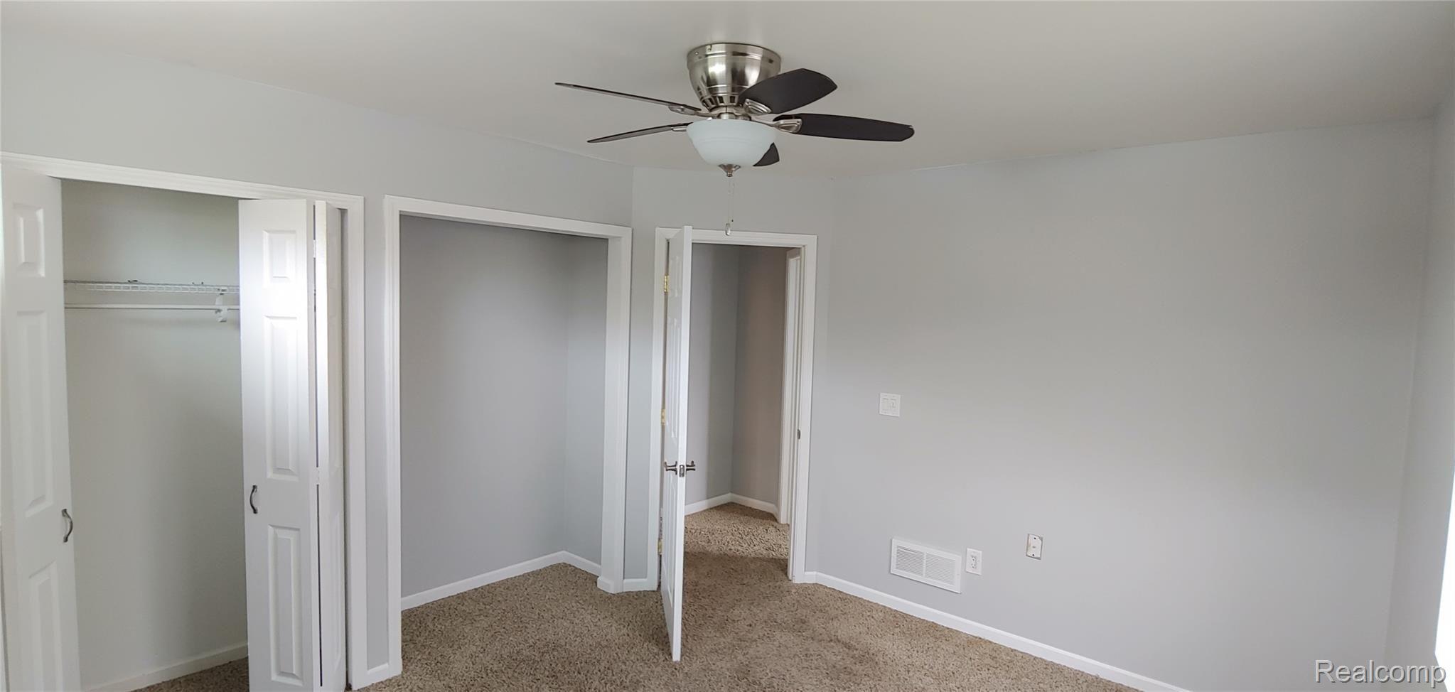 17528 Reed Street Melvindale, MI 48122 - Photo 22 of 30 right bedroom.jpg