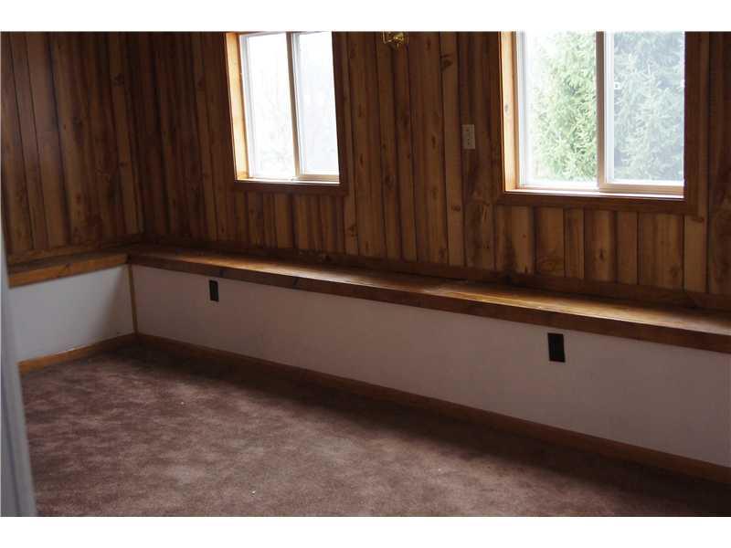 740 Fort Mary Road Donegal, PA 15628 - Photo 3 of 7 Den.