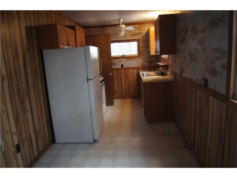 740 Fort Mary Road Donegal, PA 15628 - Photo 5 of 7 Kitchen.