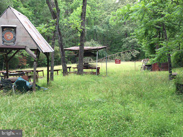 7101 Blanton Road Ruther Glen, VA 22546 - Photo 4 of 20 Private Park