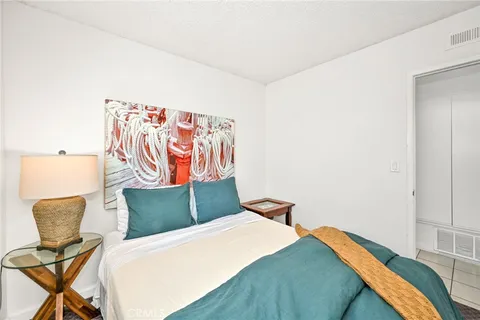 $10,000,000 | 4103 Seashore Drive, Newport Beach, CA 92663