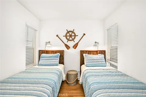 $10,000,000 | 4103 Seashore Drive, Newport Beach, CA 92663