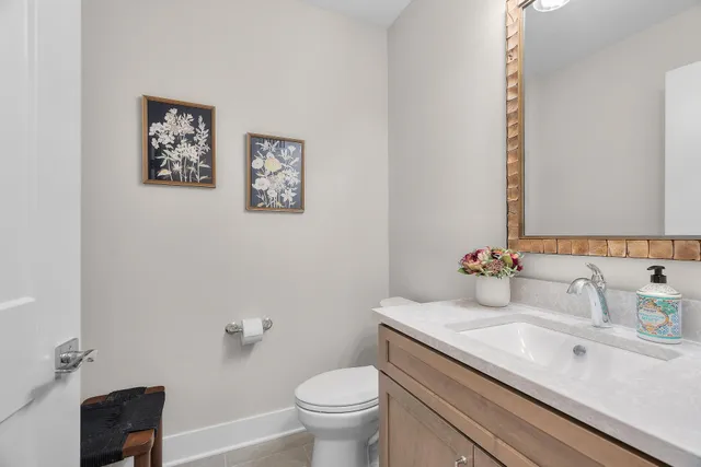 $960,000 | 1 Hill Farm Court, Unit 107, North Oaks, MN 55127