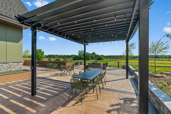 $960,000 | 1 Hill Farm Court, Unit 107, North Oaks, MN 55127