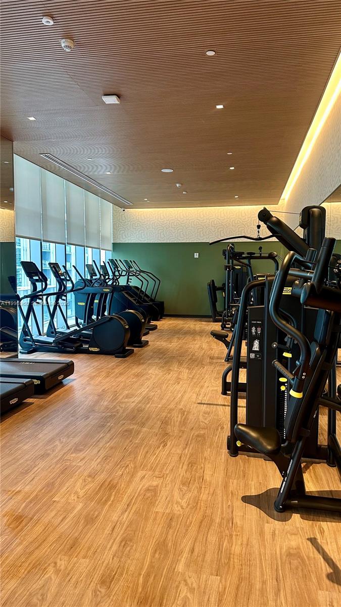 77 Southeast 5th Street, Unit 2908 Miami, FL 33131 - Photo 31 of 73