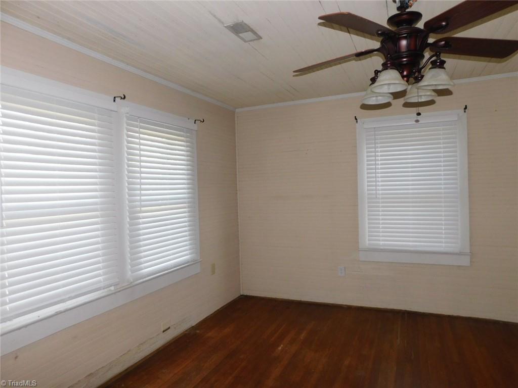 234 Spring Street Denton, NC 27239 - Photo 4 of 21