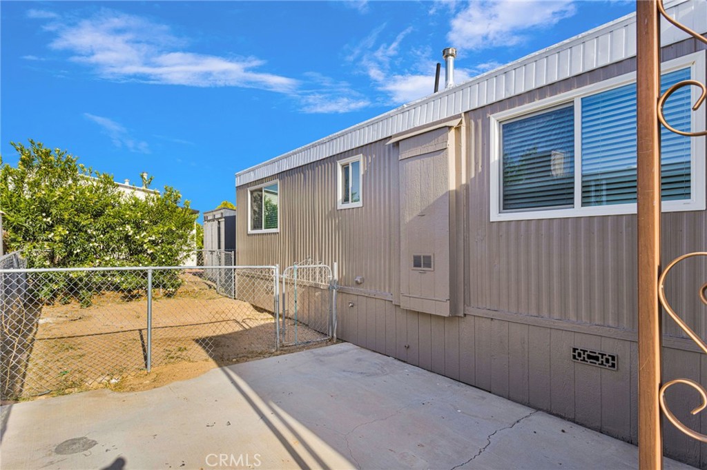 15252 Seneca Road, Unit 161 Victorville, CA 92392 - Photo 16 of 18
