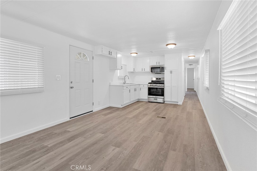 15252 Seneca Road, Unit 161 Victorville, CA 92392 - Photo 4 of 18