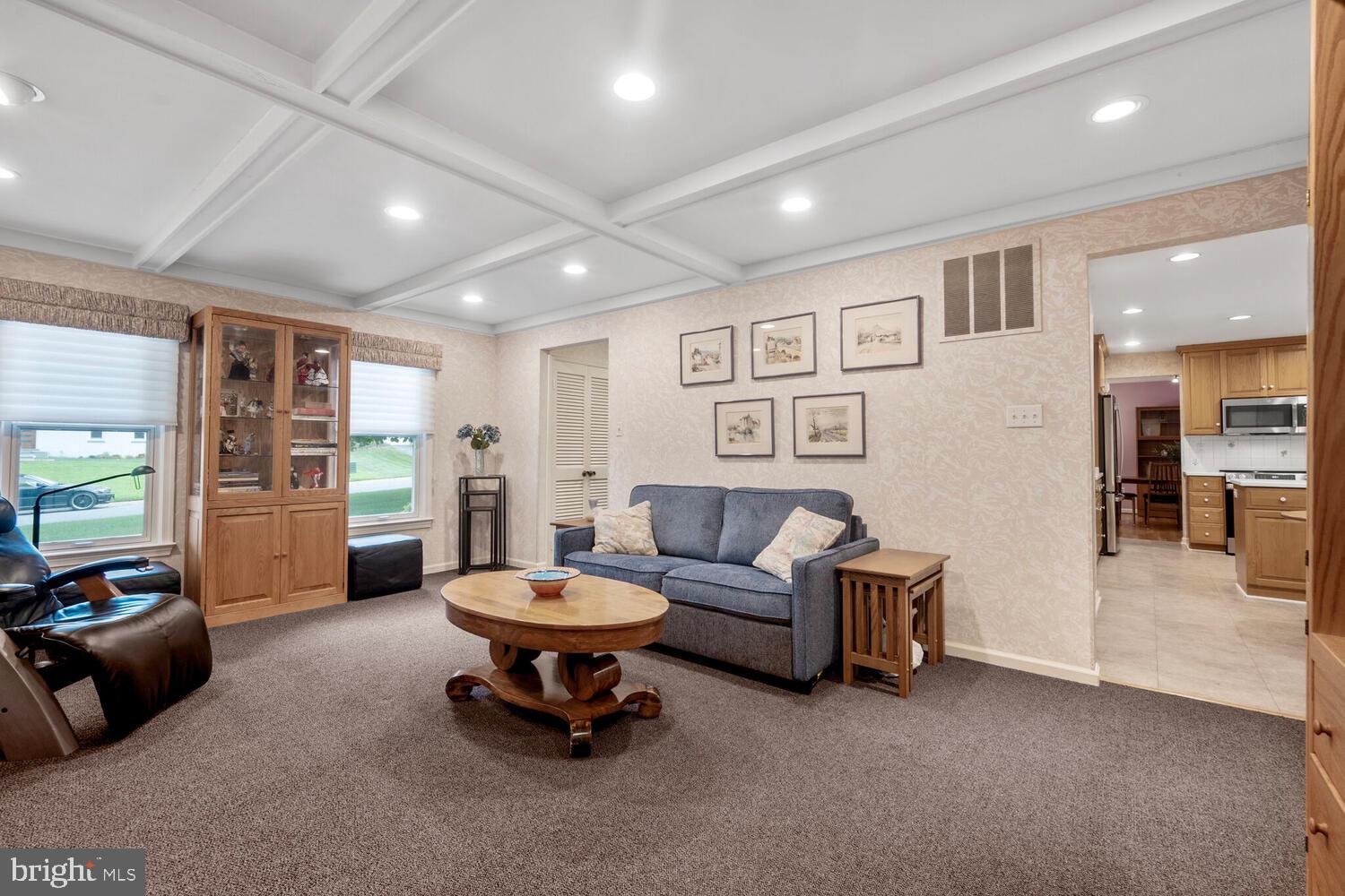7906 Ivymount Terrace Potomac, MD 20854 - Photo 16 of 41 Family room with recessed lighting