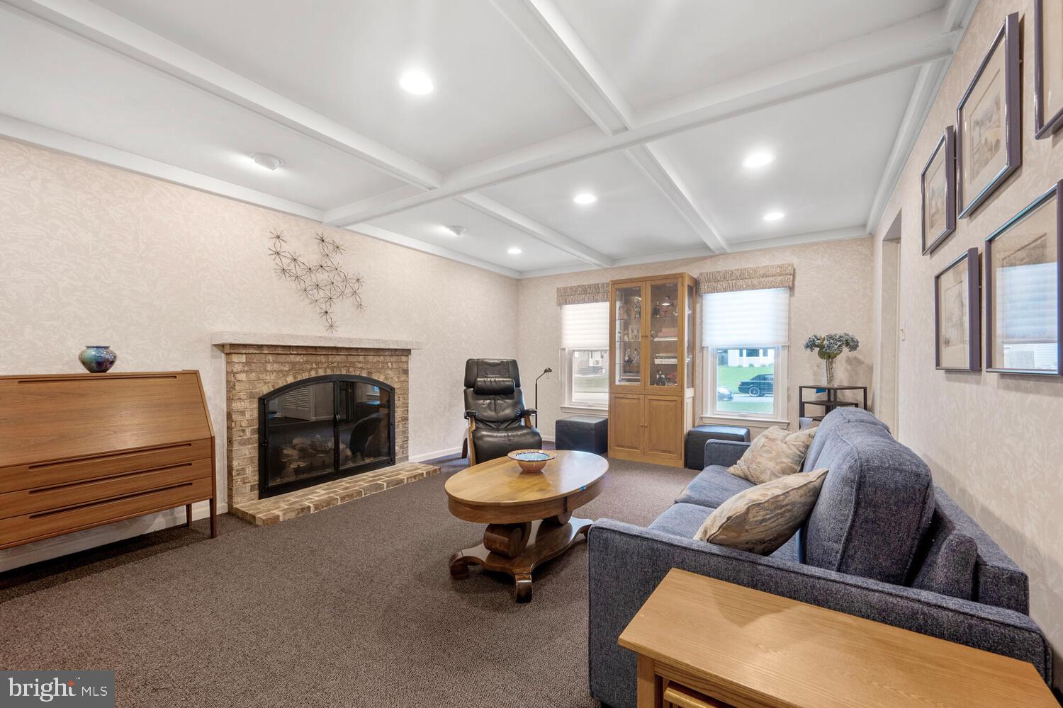 7906 Ivymount Terrace Potomac, MD 20854 - Photo 17 of 41 Family room just off of kitchen