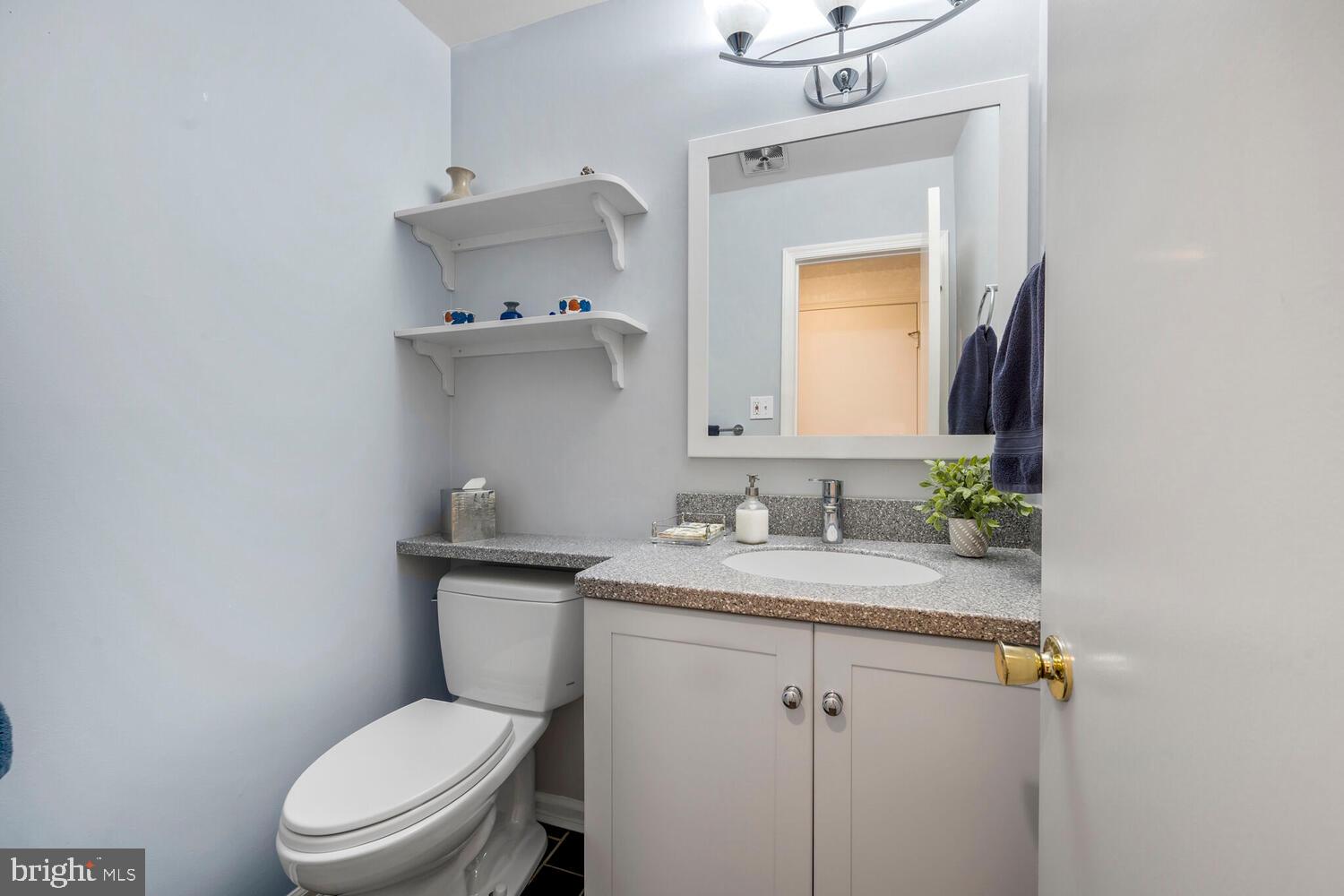 7906 Ivymount Terrace Potomac, MD 20854 - Photo 19 of 41 1st Floor Powder Room