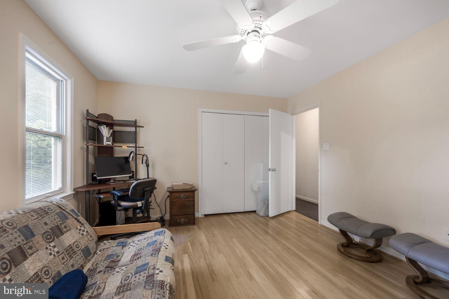 7906 Ivymount Terrace Potomac, MD 20854 - Photo 26 of 41 2nd Bedroom