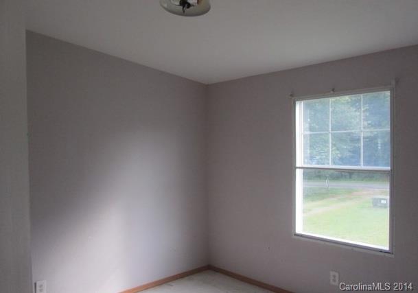 5014 Hemphill Road Gastonia, NC 28056 - Photo 7 of 9 Gallery Image 7