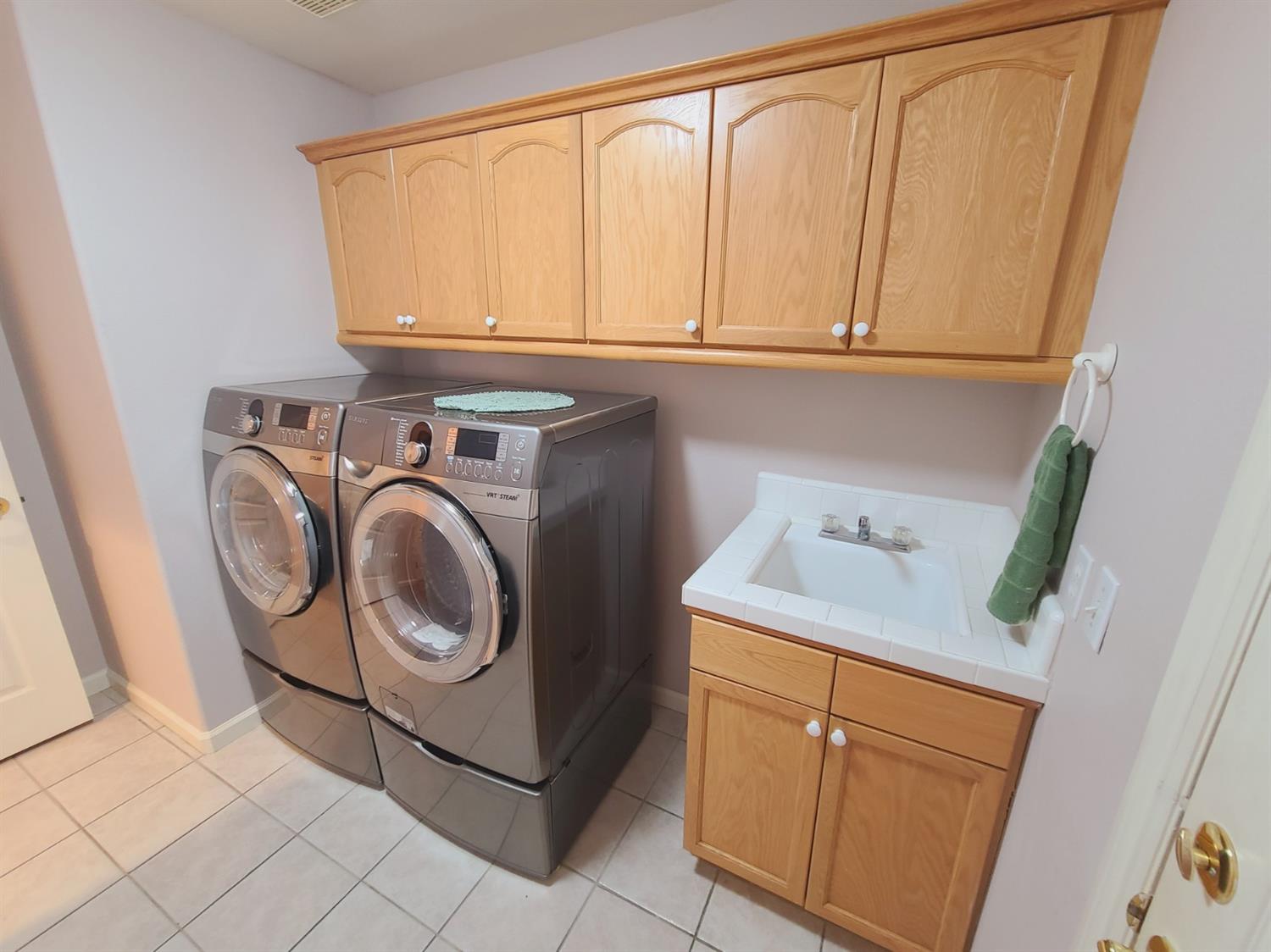 178 Twins Court, Unit 178 Reedley, CA 93654 - Photo 16 of 21 Gallery Image 16