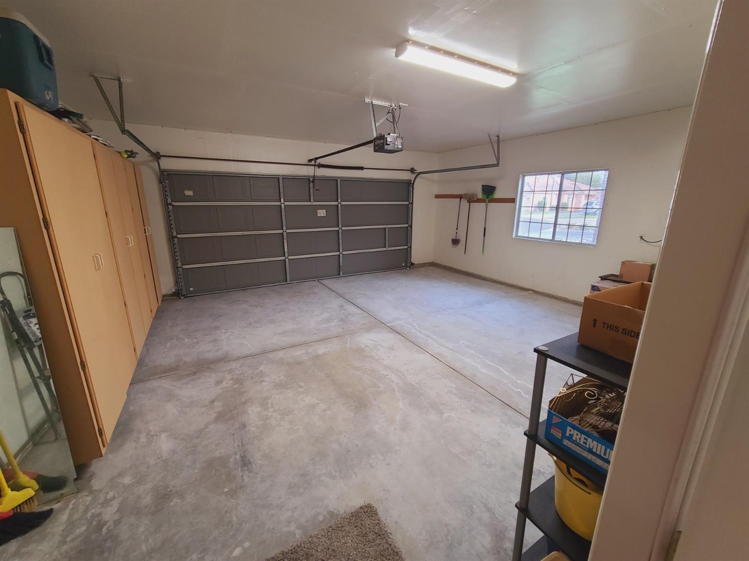 178 Twins Court, Unit 178 Reedley, CA 93654 - Photo 20 of 21 Gallery Image 20