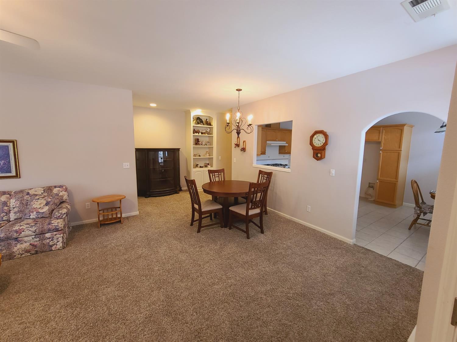 178 Twins Court, Unit 178 Reedley, CA 93654 - Photo 5 of 21 Gallery Image 5