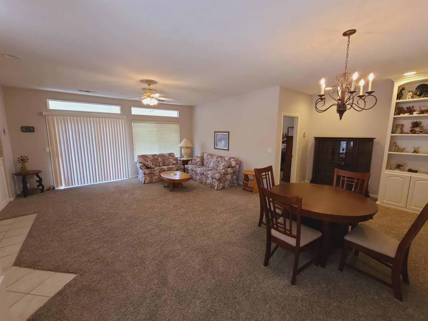 178 Twins Court, Unit 178 Reedley, CA 93654 - Photo 6 of 21 Gallery Image 6