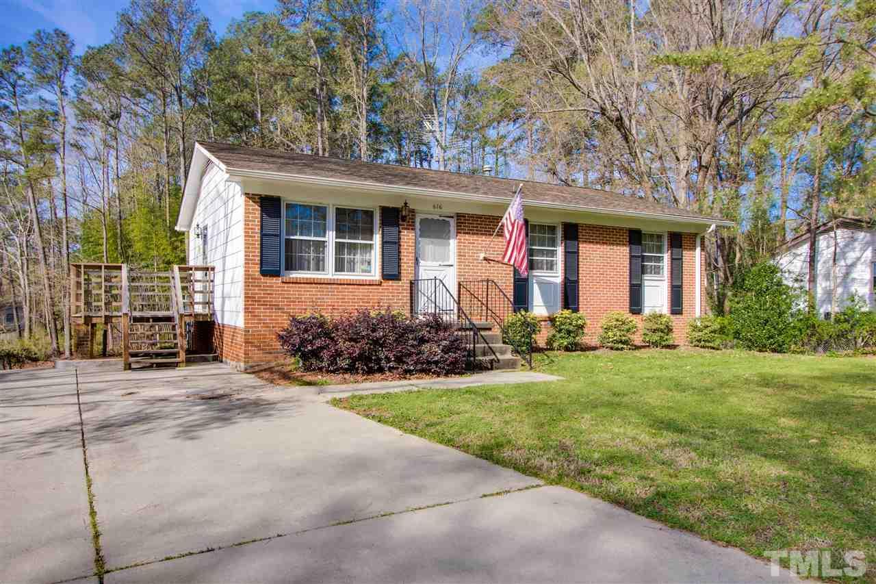 616 Old Farm Road Raleigh, NC 27606 - Photo 3 of 26