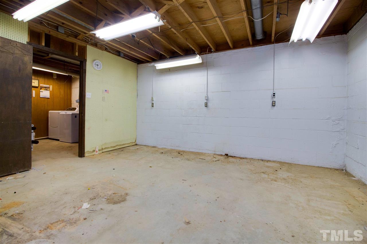 616 Old Farm Road Raleigh, NC 27606 - Photo 23 of 26