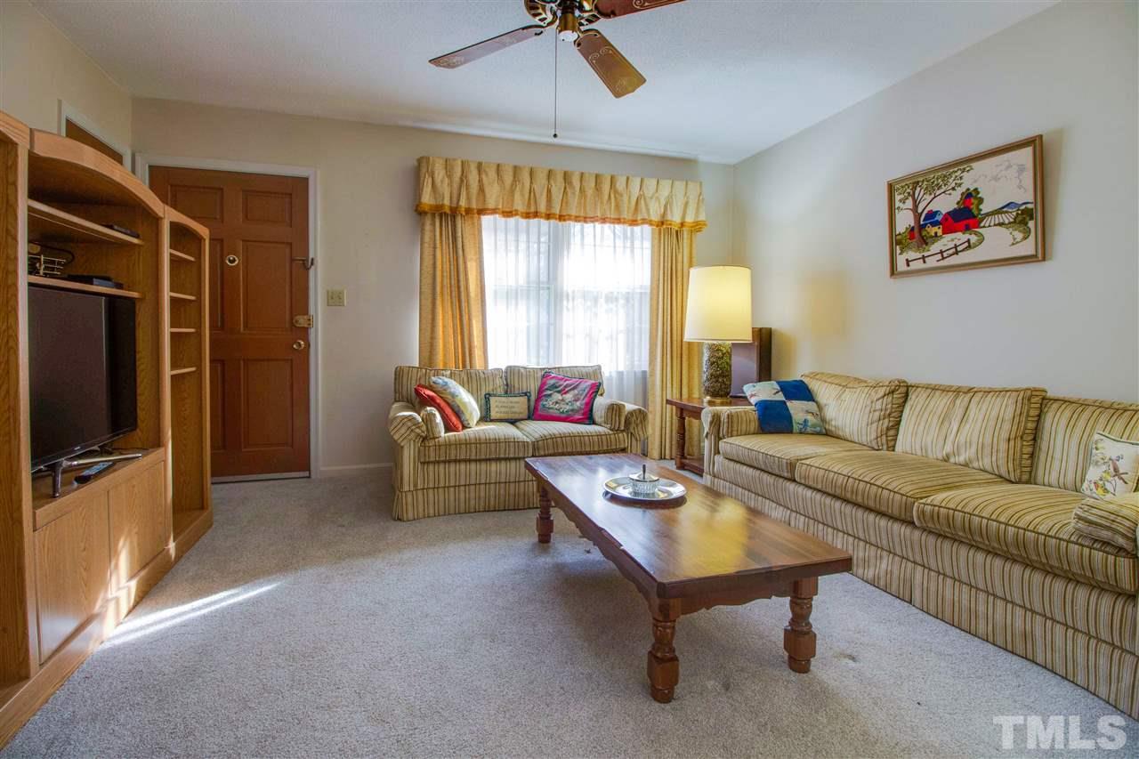 616 Old Farm Road Raleigh, NC 27606 - Photo 6 of 26