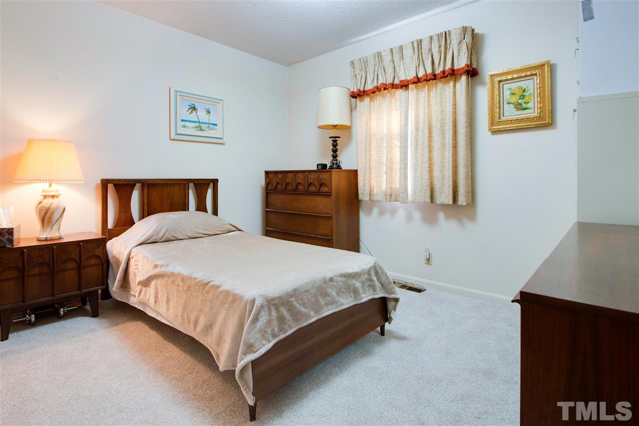 616 Old Farm Road Raleigh, NC 27606 - Photo 9 of 26