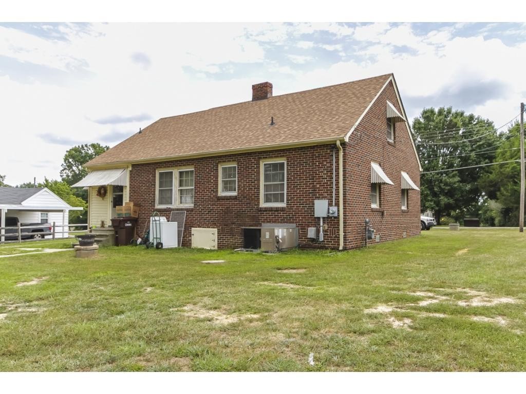 159 Boone Road Burlington, NC 27217 - Photo 5 of 17 Gallery Image 5