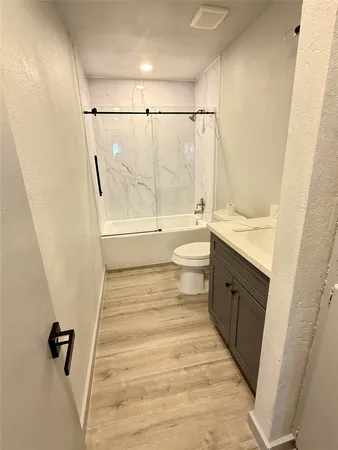 $1,750 | 210 North Mattson Street, West Columbia, TX 77486