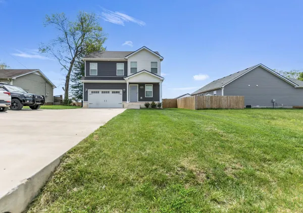 $295,000 | 1307 Hugh Hunter Road, Oak Grove, KY 42262