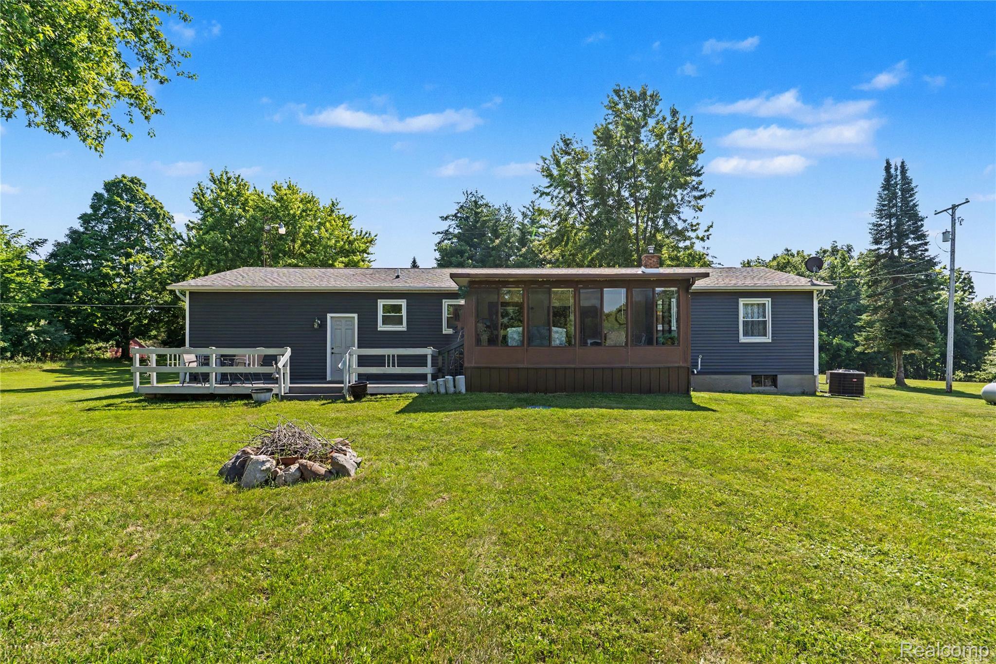 4427 North Washburn Road Davison, MI 48423 - Photo 30 of 37 Outdoor Entertaining.