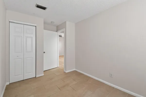 $1,950 | 1618 West 26th Court, Unit D, Riviera Beach, FL 33404